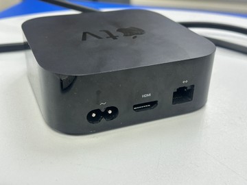 Б/в HD-медіаплеєр Apple tv 4k 64gb a2169 01-201148321