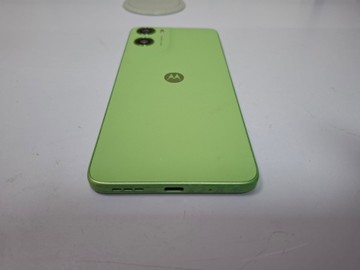 Б/в Мобільний телефон Motorola moto g06 4g 4/64gb 01-201158595