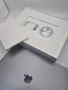 Б/в Планшет Apple ipad air 13 2025 wi-fi 128gb 01-201166126