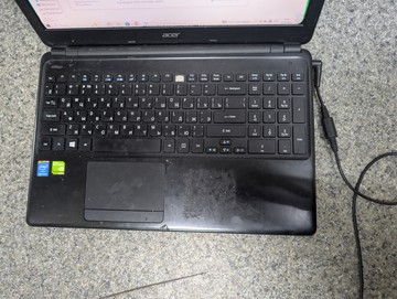 Б/в Ноутбук Acer 15/pentium 2117u ddr3/8gb ddr3/hdd 500 gb/ssd *відсутній/geforce 820m 2gb 01-201175194