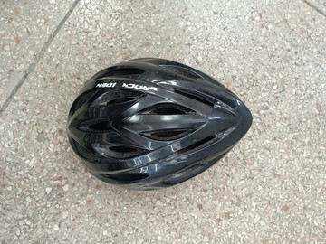 Б/у Велосипедный шлем Rockrider st50 01-201183554