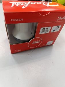Б/у Термоголовка Danfoss комплект для радиатора с нижним подключением угловой ras-ck+rlv-ks 1/2" danfoss 013g5276 01-200501165