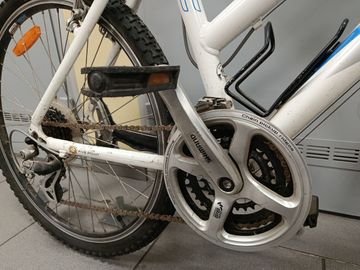 01-200567200: Giant rock