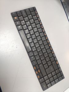 01-200742203: Rapoo e9070