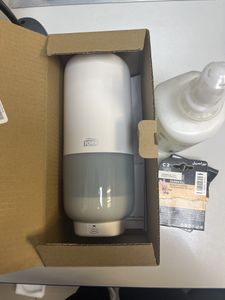 01-200744023: Tork elevation 561600