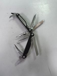 01-200756941: Leatherman charger plus