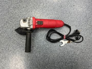 Б/у Угловая шлифмашина Expert s1m-gw20-125 01-200772924