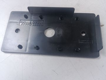 01-200771598: Makita bo3711