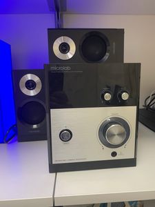 01-200778708: Microlab m-880