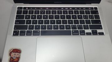 01-200582089: Apple a2338 macbook pro 13,3" m1 8-gpu/ ram8gb/ ssd256gb/ retina, truetone, touch bar