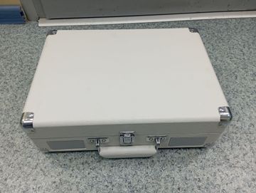 01-200795570: Crosley cruiser deluxe cr8005