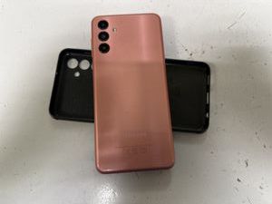 Б/в Мобільний телефон Samsung a047f galaxy a04s 3/32gb 01-200802495