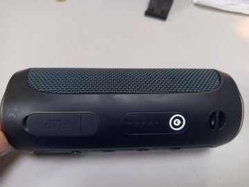 Б/в Акустика Jbl flip essential 2 01-200810357