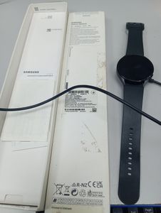 Б/в Смарт-годинник Samsung galaxy watch4 44mm lte 01-200810393