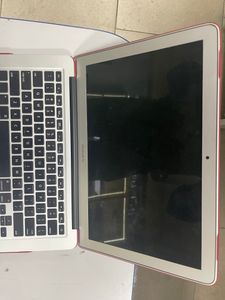 Б/в Ноутбук Apple a1466/core i5 1,8 ghz/ram 8gb/ssd 120gb/hd graphics 6000 01-200744862