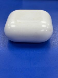 Б/у Наушники Apple airpods 4 with active noise cancellation 01-200831500