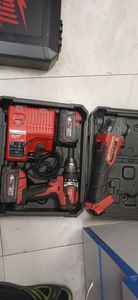 Б/в Набір інструментів Milwaukee m18 psag12x / m18 cblpo/ 2акб зп 01-200846386