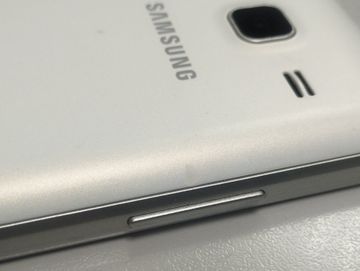 Б/у Мобильный телефон Samsung galaxy j1 mini 2016 01-200847405