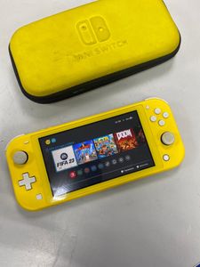 Б/в Ігрова приставка Nintendo switch lite 01-200848193