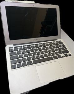 Б/у Ноутбук Apple macbook air a1465 11.6" core-i5 1,7ghz/ram 4gb/ssd 64gb/intel hd graphics 4000 01-200880353