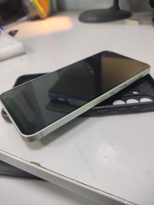 Б/в Мобільний телефон Samsung galaxy a56 5g 8/256gb 01-200849316