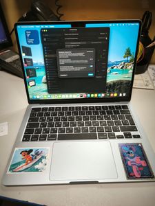 Б/в Ноутбук Apple macbook air 13,6" 2025 mc6t4 / apple m4/ 8 core gpu/ ram 16gb/ ssd 256gb/ a3240 01-200884321