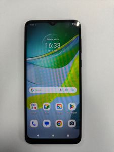 Б/в Мобільний телефон Motorola moto e13 2/64gb 01-200886150
