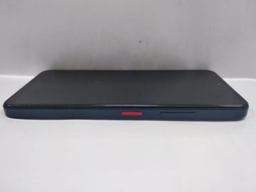 Б/в Мобільний телефон Zte nubia v60 design 6/256gb 01-200897610