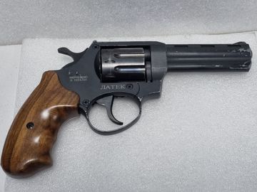 Б/в Пістолет пневматичний Латэк safari рф 441 м 01-200901478