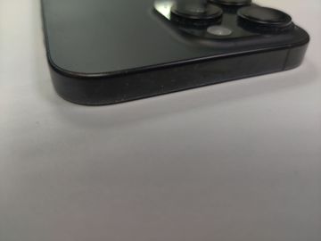 Б/в Мобільний телефон Apple iphone 16 pro max 256gb 01-200901343