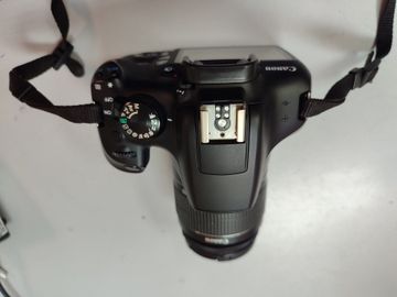 Б/у Фотоаппарат Canon eos 1300d/ ef-s 18-55mm f/3,5-5,6 is iii 01-200906083