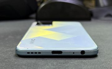 Б/в Мобільний телефон Vivo y21 4/64gb 01-200907089