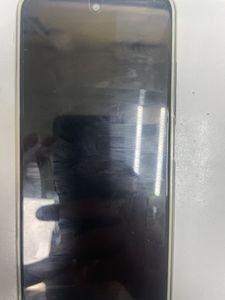 Б/в Мобільний телефон Tecno spark 30c kl5n 8/256gb 01-200907737