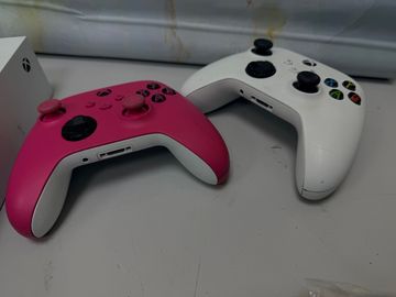 Б/в Ігрова приставка Microsoft xbox series s 512gb 01-200907537