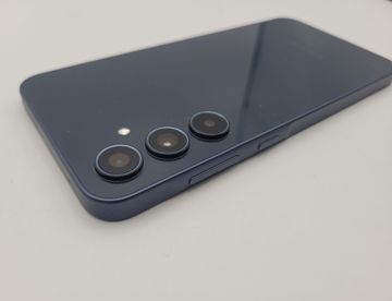 Б/в Мобільний телефон Samsung galaxy a35 5g 6/128gb 01-200913486