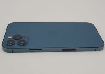 Б/в Мобільний телефон Apple iphone 12 pro 128gb 01-200890142