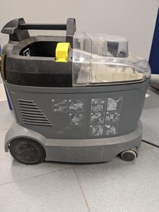 Б/у Пылесос Karcher puzzi 8/1 c 01-200932483