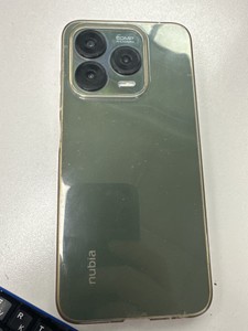 Б/у Мобільний телефон Zte nubia v70 design 8/128gb 01-200954242
