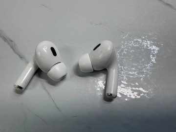 Б/в Навушники Apple airpods pro 2nd generation 01-200973843