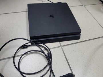 Б/у Игровая приставка Sony playstation 4 slim 1tb 01-200996209