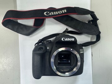 Б/в Фотоапарат Canon eos 2000d body 01-200998008