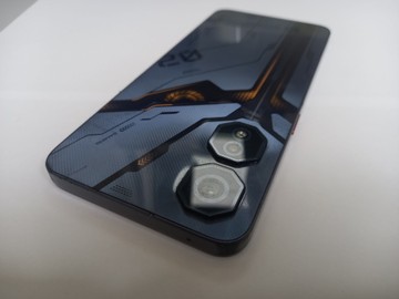 Б/в Мобільний телефон Zte nubia neo 2 5g 8/256gb 01-201021141