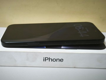 Б/в Мобільний телефон Apple iphone 16 pro max 256gb 01-201022698