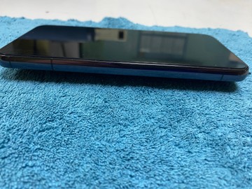 Б/у Мобільний телефон Samsung galaxy s22 8/128gb 01-200996998