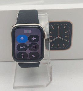 Б/в Смарт-годинник Apple watch se 40mm gps 01-200975036