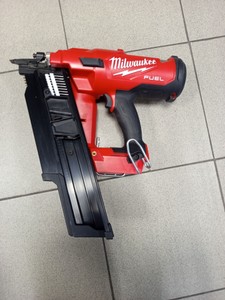 Б/в Цвяхозабивач Milwaukee m18 ffn21-0c 01-201051359