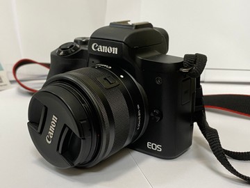 Б/в Фотоапарат Canon eos m50 mark ii kit 15-45mm is stm 01-201077822