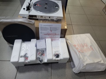 Б/в Програвач вінілових платівок Audio-Technica at-lp3xbt 01-201011880