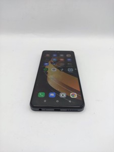 Б/в Мобільний телефон Infinix smart 8 plus 4/128gb 01-201086390