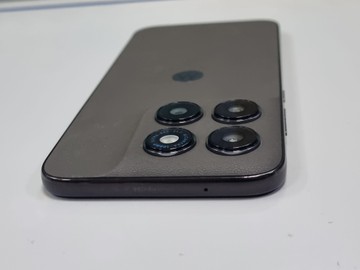 Б/в Мобільний телефон Motorola moto g77 8/256gb 01-201090695